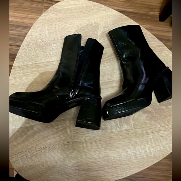 NEW Free People ruby shine platform boot size 38 $99made in Spain sold out - Picture 6 of 16